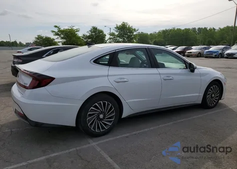 2023 Hyundai Sonata Hybrid from USA, damaged, VIN KMHL34JJ4PA068112